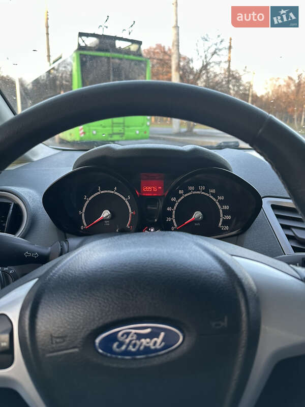 Хетчбек Ford Fiesta 2011 в Харкові