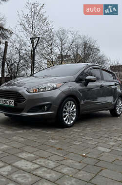 Хэтчбек Ford Fiesta 2013 в Ивано-Франковске