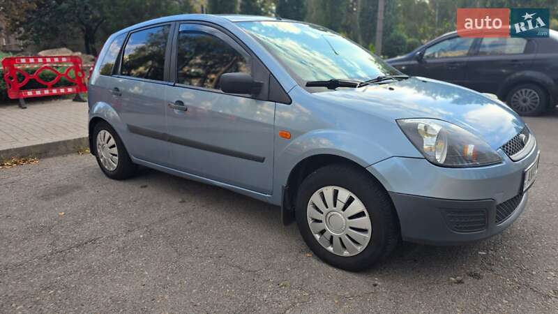 Хетчбек Ford Fiesta 2006 в Запоріжжі
