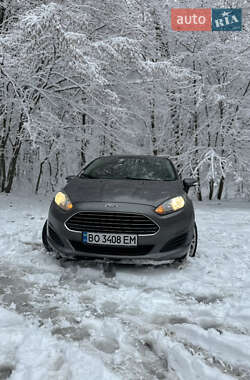 Седан Ford Fiesta 2013 в Львові