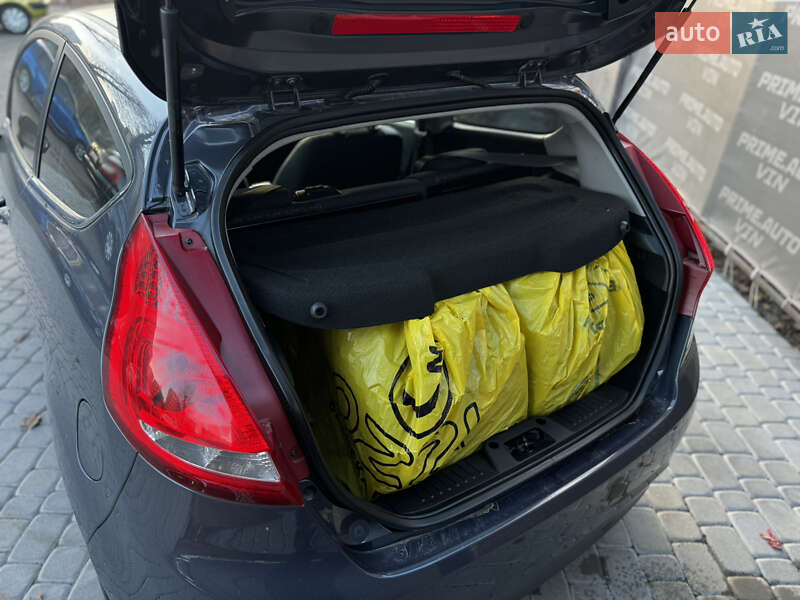 Хэтчбек Ford Fiesta 2011 в Виннице