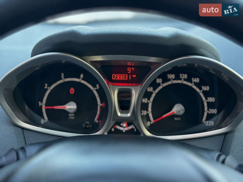 Хэтчбек Ford Fiesta 2011 в Виннице