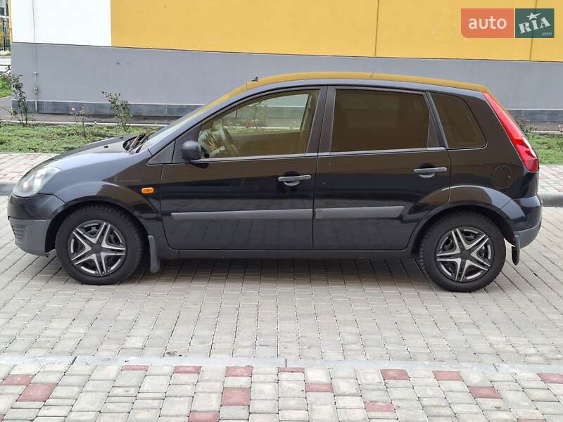 Хэтчбек Ford Fiesta 2007 в Одессе