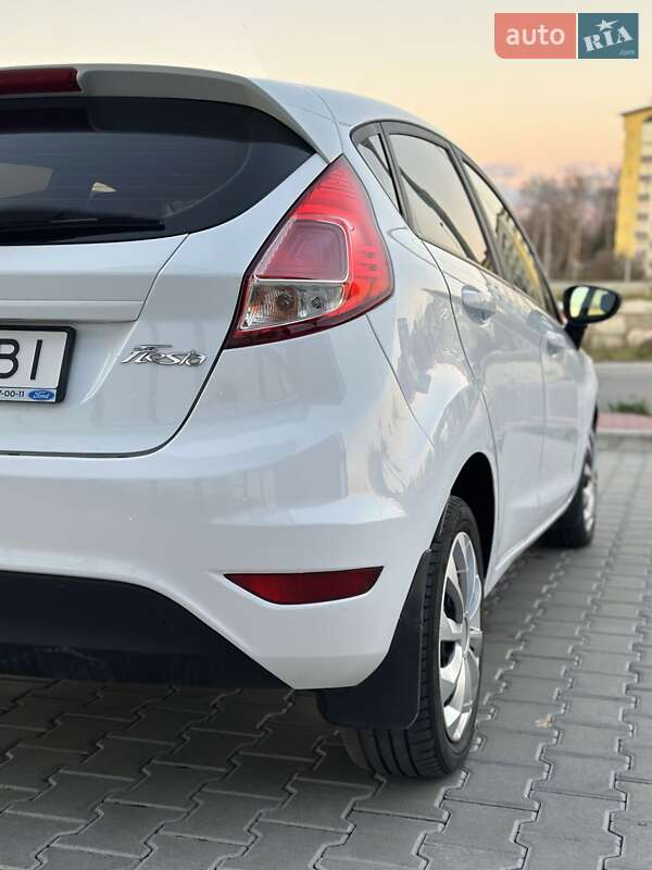 Хетчбек Ford Fiesta 2017 в Тернополі