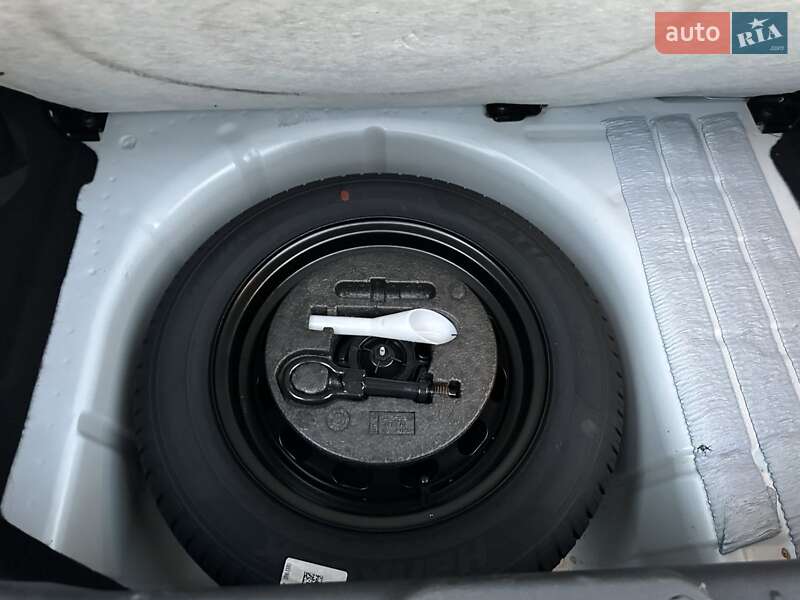 Хетчбек Ford Fiesta 2017 в Тернополі