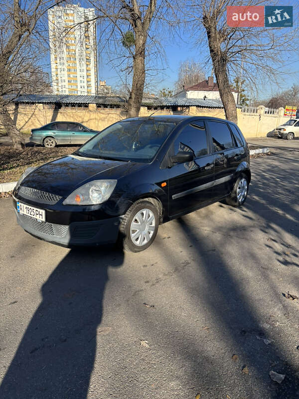 Хетчбек Ford Fiesta 2007 в Києві