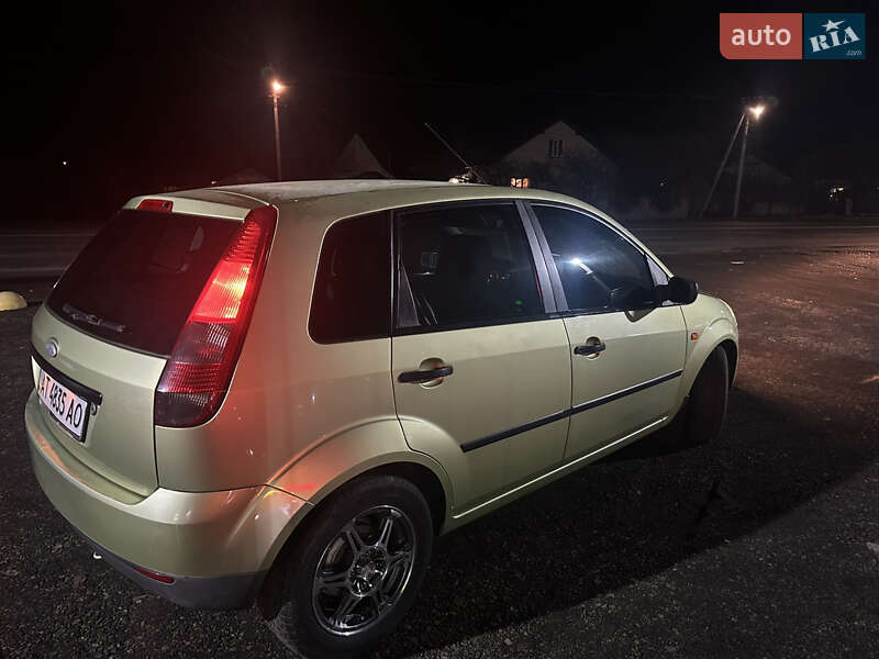 Хетчбек Ford Fiesta 2005 в Івано-Франківську