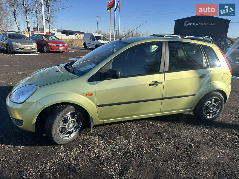 Хетчбек Ford Fiesta 2005 в Івано-Франківську