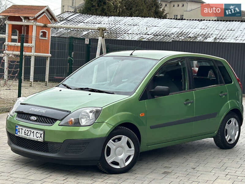 Хетчбек Ford Fiesta 2006 в Івано-Франківську