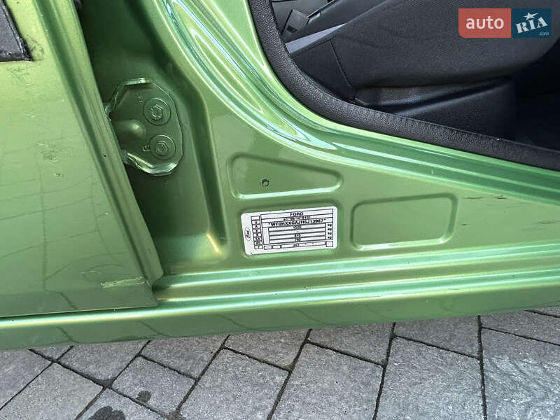 Хетчбек Ford Fiesta 2006 в Івано-Франківську