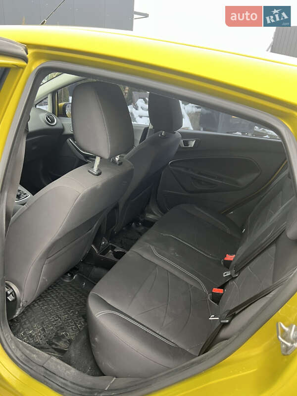Хетчбек Ford Fiesta 2013 в Львові