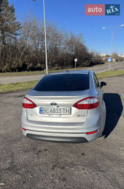 Седан Ford Fiesta 2018 в Львове