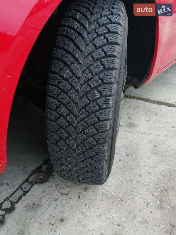 Хетчбек Ford Fiesta 2011 в Черкасах