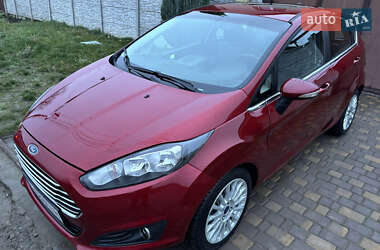 Хетчбек Ford Fiesta 2015 в Запоріжжі