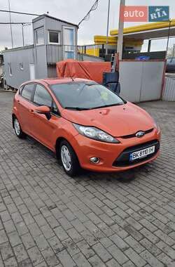 Хэтчбек Ford Fiesta 2012 в Ровно