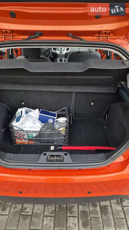 Хэтчбек Ford Fiesta 2012 в Ровно фото 12 Хэтчбек Ford Fiesta 2012 в Ровно