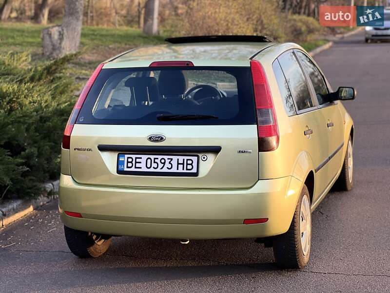 Хетчбек Ford Fiesta 2005 в Миколаєві