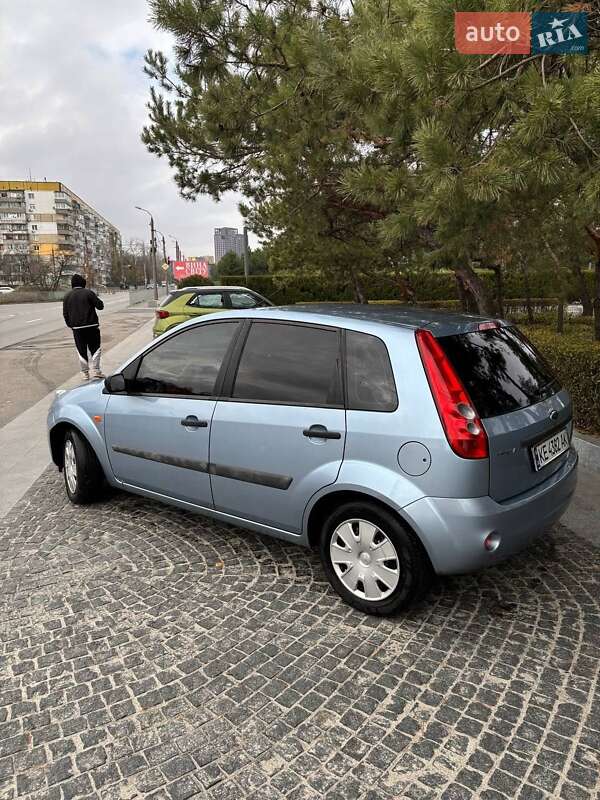 Хэтчбек Ford Fiesta 2007 в Днепре фото 2 Хэтчбек Ford Fiesta 2007 в Днепре
