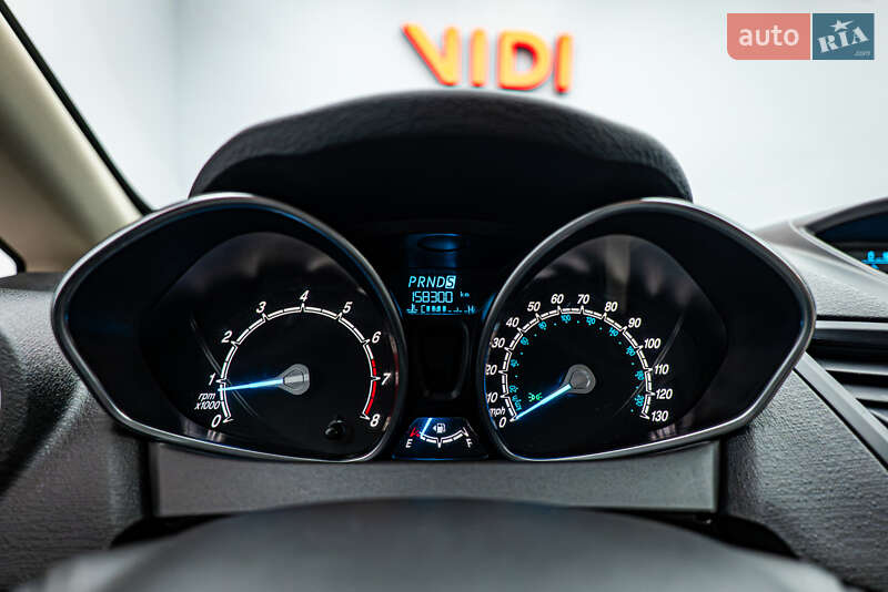 Хэтчбек Ford Fiesta 2016 в Киеве