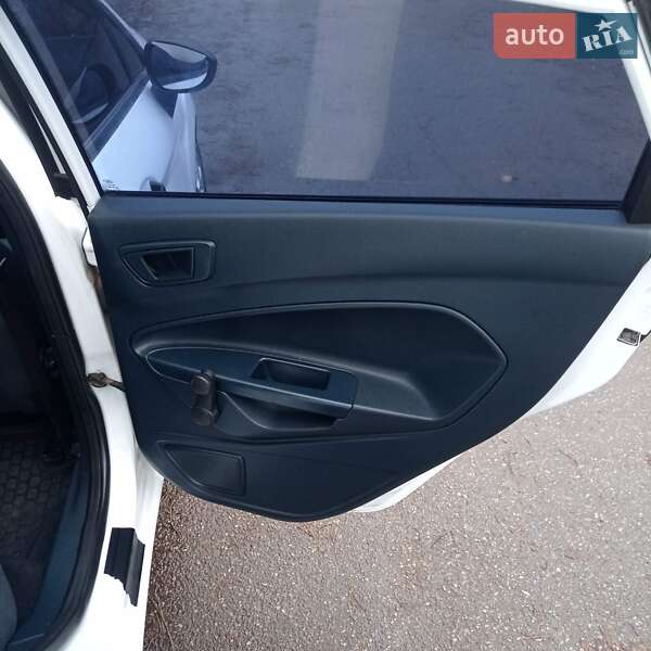 Хэтчбек Ford Fiesta 2012 в Харькове