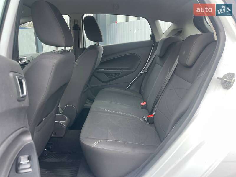 Хетчбек Ford Fiesta 2014 в Києві фото 10 Хетчбек Ford Fiesta 2014 в Києві