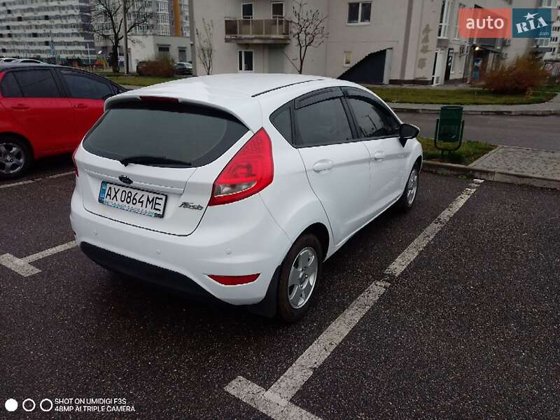 Хэтчбек Ford Fiesta 2011 в Харькове