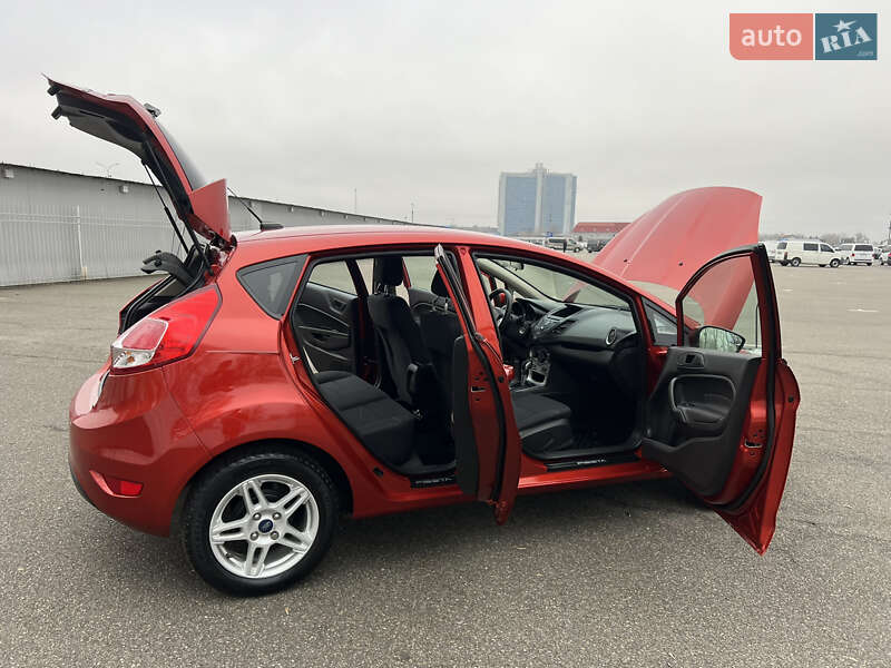 Хетчбек Ford Fiesta 2018 в Києві