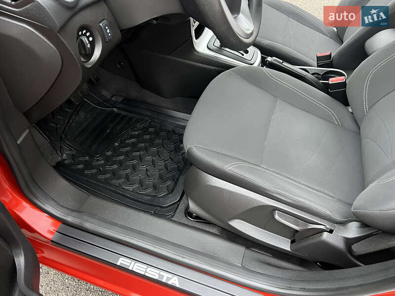 Хетчбек Ford Fiesta 2018 в Києві