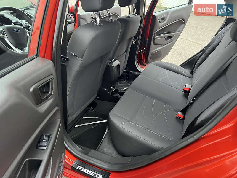 Хетчбек Ford Fiesta 2018 в Києві