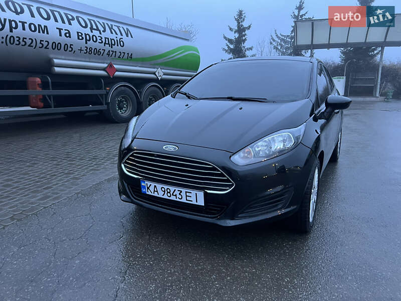 Хэтчбек Ford Fiesta 2014 в Тернополе