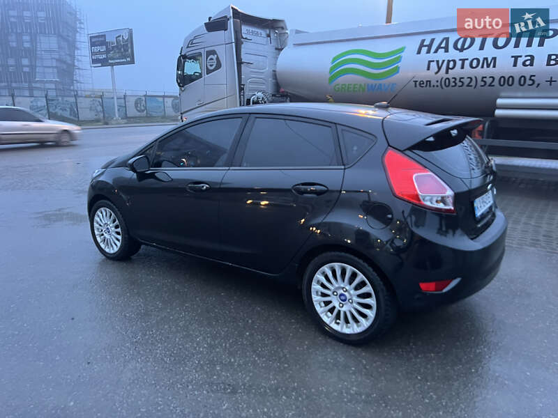 Хэтчбек Ford Fiesta 2014 в Тернополе