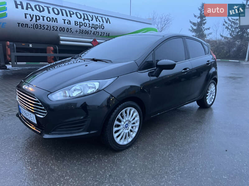 Хэтчбек Ford Fiesta 2014 в Тернополе