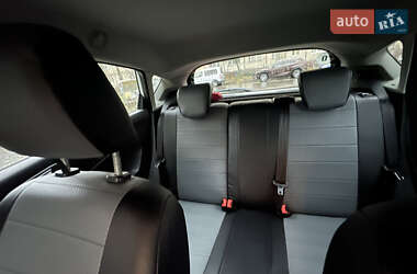 Хэтчбек Ford Fiesta 2013 в Киеве