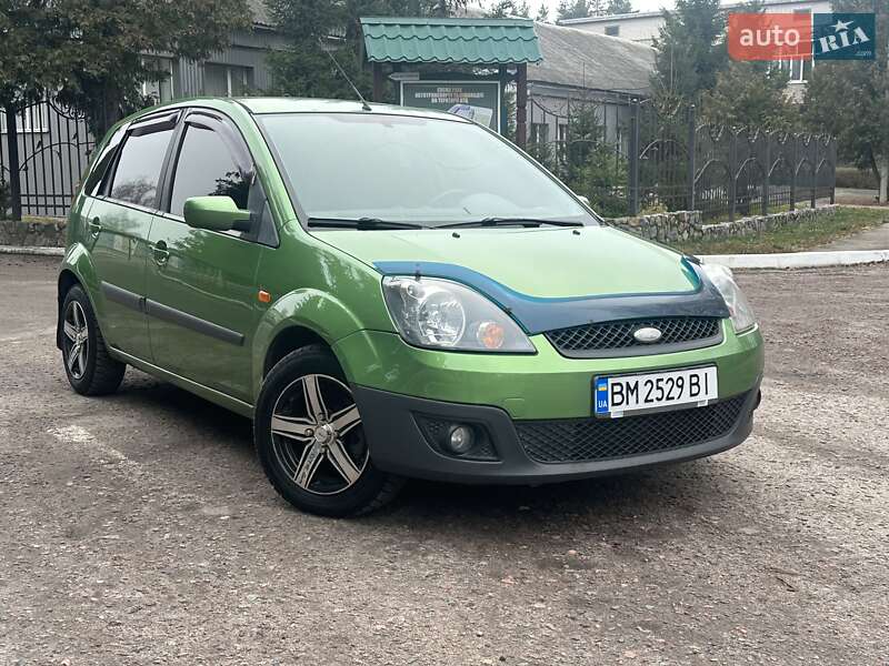Хетчбек Ford Fiesta 2006 в Сумах