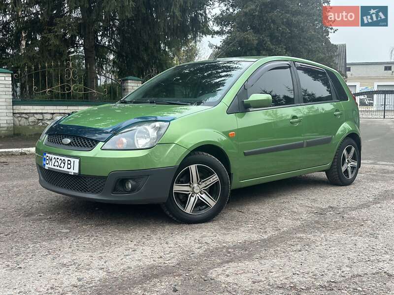 Хетчбек Ford Fiesta 2006 в Сумах