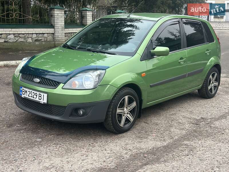 Хетчбек Ford Fiesta 2006 в Сумах