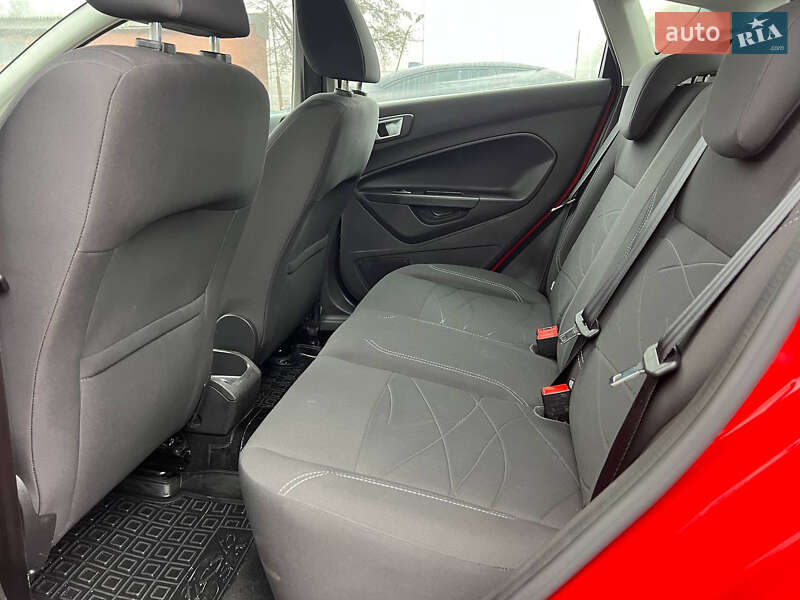 Хетчбек Ford Fiesta 2013 в Полтаві фото 15 Хетчбек Ford Fiesta 2013 в Полтаві