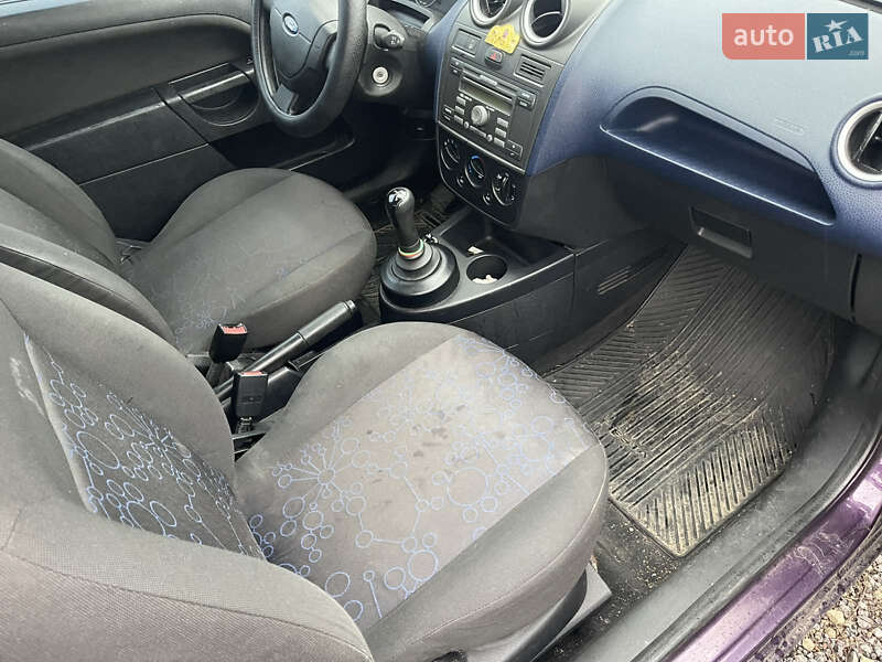 Хэтчбек Ford Fiesta 2006 в Тернополе