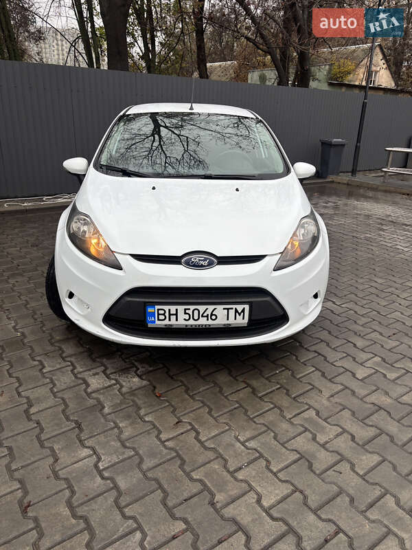 Хетчбек Ford Fiesta 2011 в Одесі фото 3 Хетчбек Ford Fiesta 2011 в Одесі