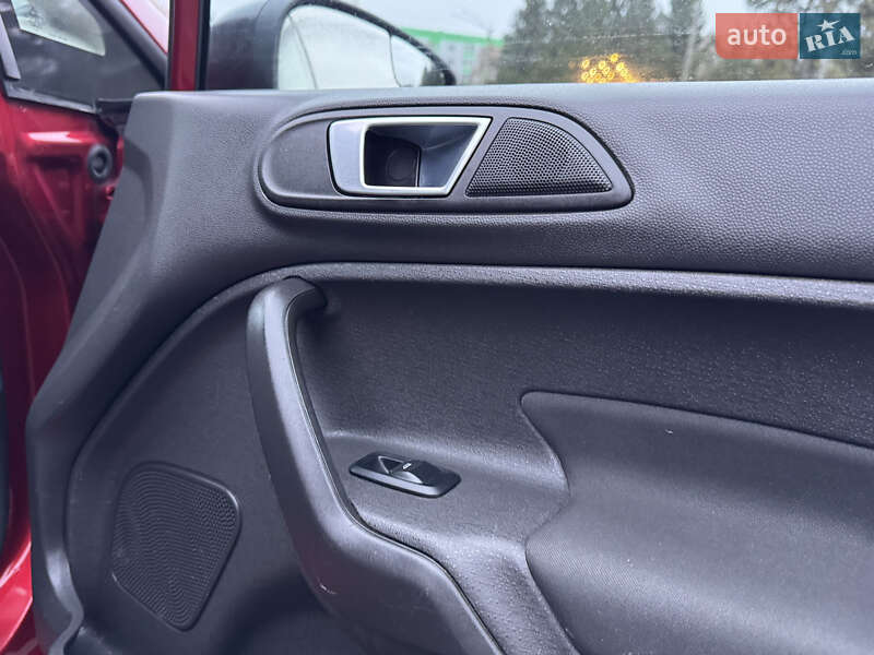 Седан Ford Fiesta 2014 в Ровно фото 36 Седан Ford Fiesta 2014 в Ровно