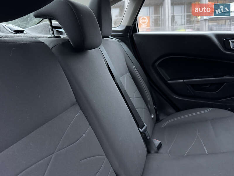Седан Ford Fiesta 2014 в Ровно фото 42 Седан Ford Fiesta 2014 в Ровно
