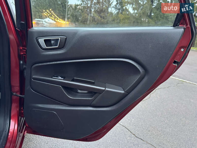 Седан Ford Fiesta 2014 в Ровно фото 44 Седан Ford Fiesta 2014 в Ровно
