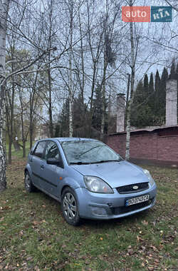 Хэтчбек Ford Fiesta 2005 в Ровно