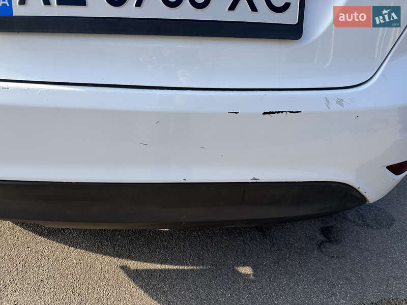 Хэтчбек Ford Fiesta 2009 в Днепре