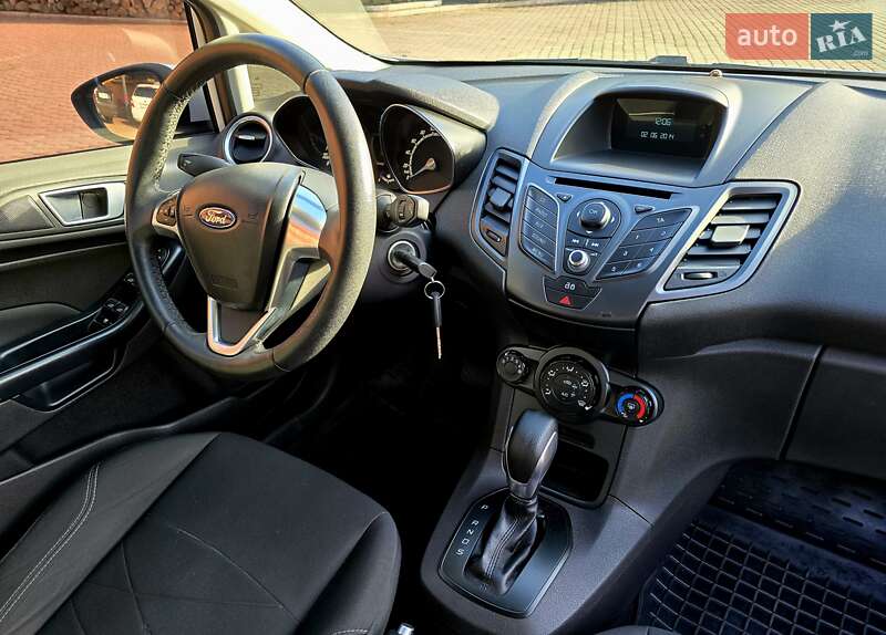 Хетчбек Ford Fiesta 2014 в Мукачевому