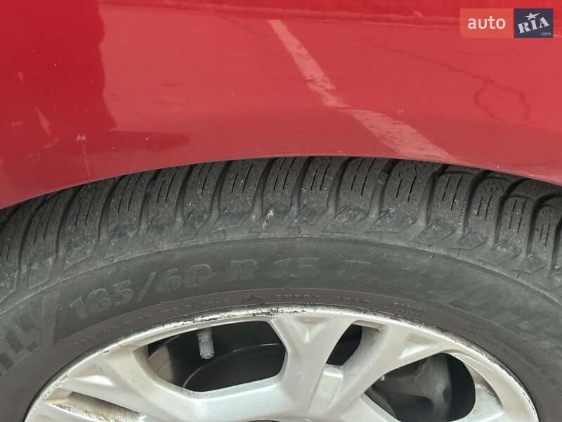 Седан Ford Fiesta 2014 в Києві