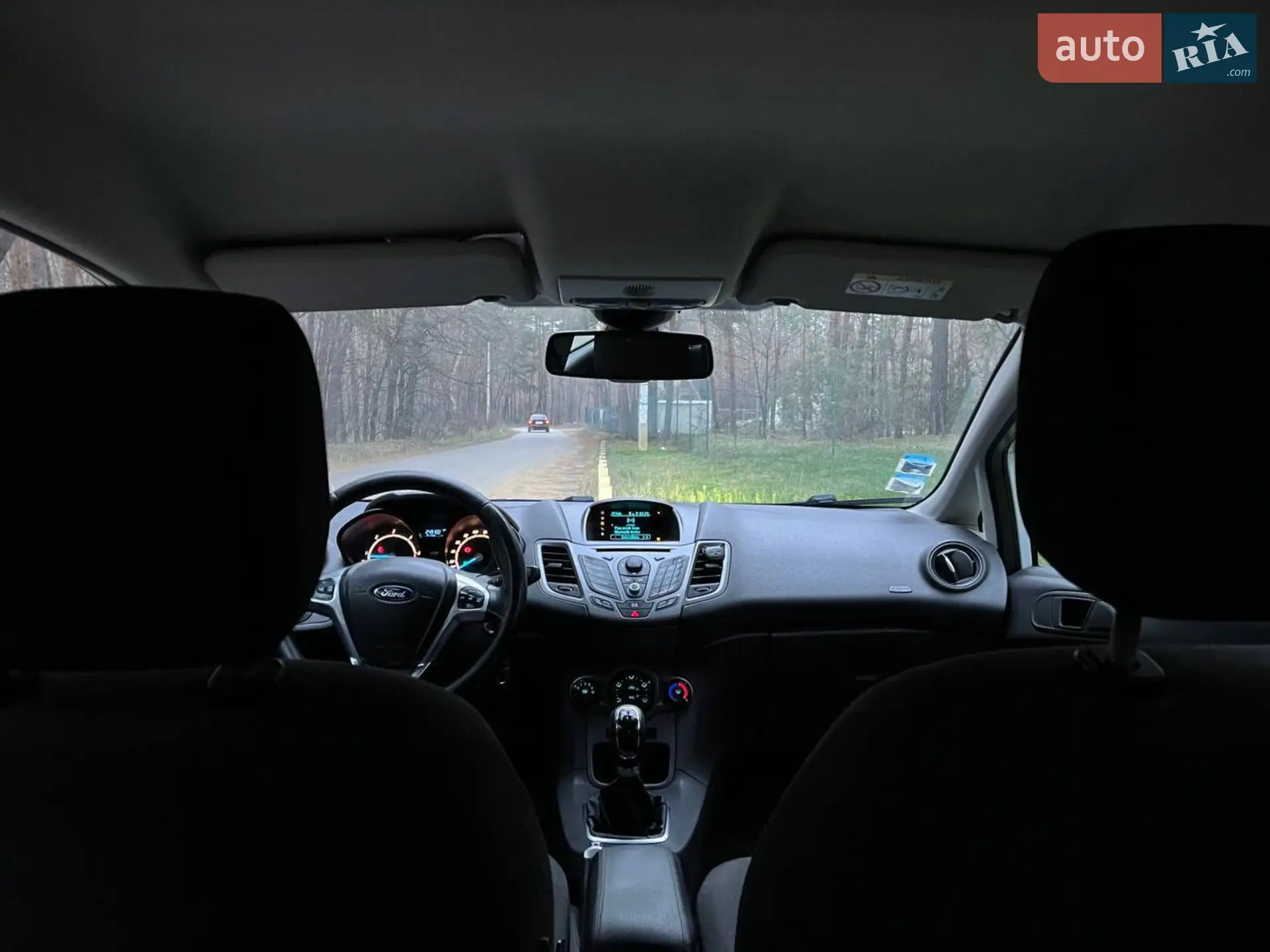 2013 Ford Fiesta - мініатюра 26