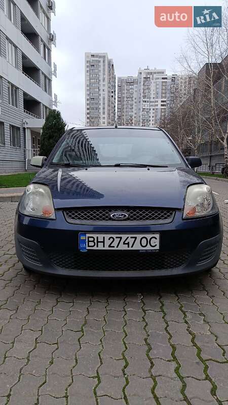 Хэтчбек Ford Fiesta 2006 в Одессе