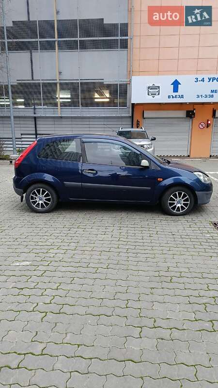 Хэтчбек Ford Fiesta 2006 в Одессе