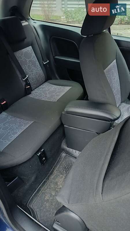 Хэтчбек Ford Fiesta 2006 в Одессе